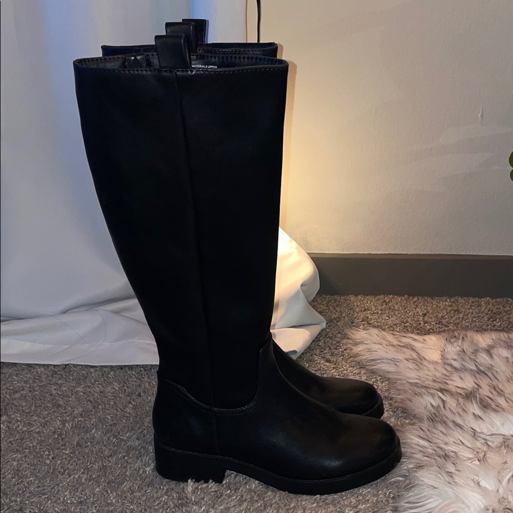 Black Knee-High Women's Boots